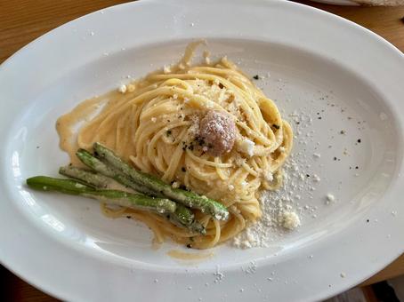 濃厚クリームソースのパスタ パスタ,スパゲッティ,クリームソースの写真素材