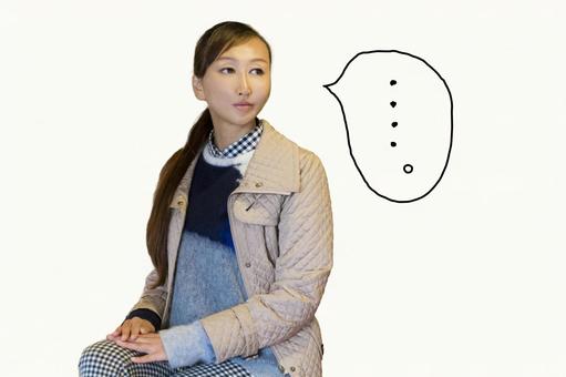 唖然とする女性_吹き出し付き 女性,無言,大人の写真素材