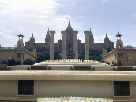 カタルーニャ美術館正面(バルセロナ) カタルーニャ美術館正面(バルセロナ) バルセロナ,スペイン,カタルーニャ美術館の写真素材
