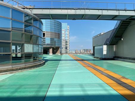 商業施設・ビルの屋上防水 商業施設・ビルの屋上防水 青空,高層ビル,屋上の写真素材
