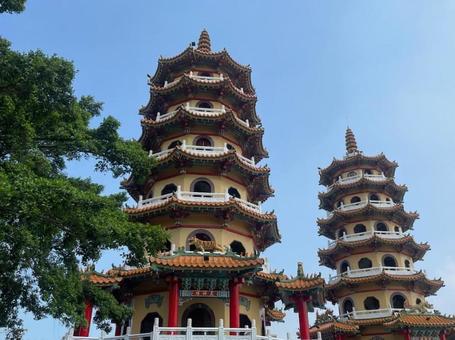 龍虎塔 蓮池潭 高雄市 台湾 厄除け 龍虎塔 蓮池潭 高雄市 台湾 厄除けの写真