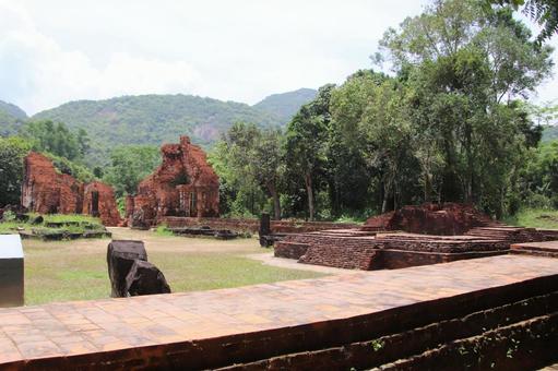 ベトナムの世界遺産ミーソン遺跡 ベトナム,世界遺産,ミーソンの写真素材