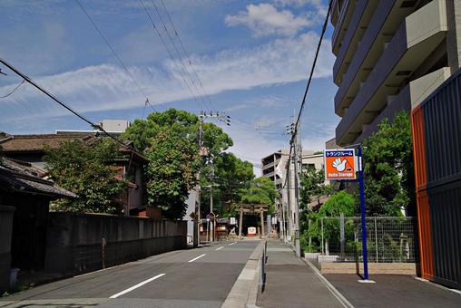 昭和の雰囲気を残す町角 昭和の雰囲気を残す町角 町角,道路,隘路の写真素材