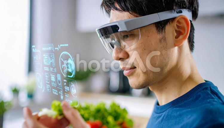 ホログラムレシピを見ながら料理する男性 スマートグラス,ホログラム,レシピの写真素材