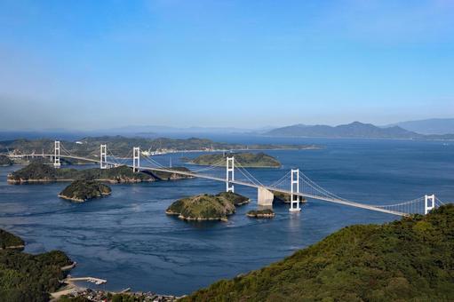 来島海峡大橋 3橋全景2 来島海峡大橋 3橋全景2 来島海峡,来島海峡大橋,しまなみ海道の写真素材