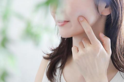 女性の肌　スキンケア スキンケア,アンチエイジング,エイジングケアの写真素材