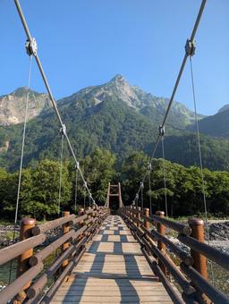 上高地 上高地 橋,山,風景の写真素材
