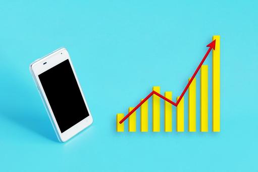 スマホと成長グラフ スマホと成長グラフ スマートフォン,グラフ,バーチャートの写真素材
