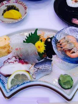 海鮮盛り合わせ　和食　お刺身　 鯛,タコ,こはだの写真素材