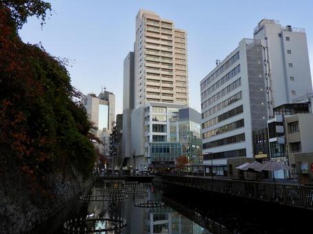 夕方の静岡市葵区ペガサート2 ペガサート,静岡市,葵区の写真素材