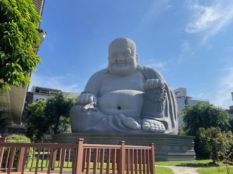 宝覚寺　布袋　台中　台湾　青空　露座 宝覚寺,布袋,台中の写真素材