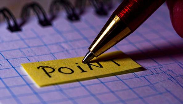 文字「Point」を書く手元 文字「Point」を書く手元の写真