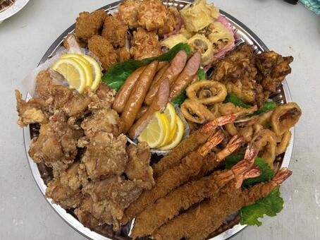 オードブル オードブル,揚げ物,エビフライの写真素材