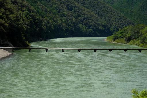 沈下橋 沈下橋 高知,四万十川,橋の写真素材
