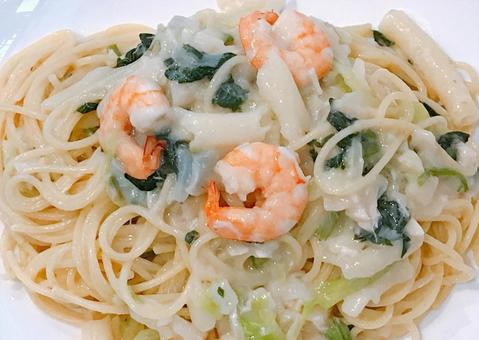 海老クリームパスタ 海老クリームパスタの写真