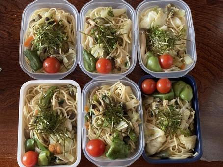 柚子胡椒パスタ〜刻み海苔×きのこ 柚子胡椒パスタ〜刻み海苔×きのこ パスタ,きのこ,柚子胡椒の写真素材