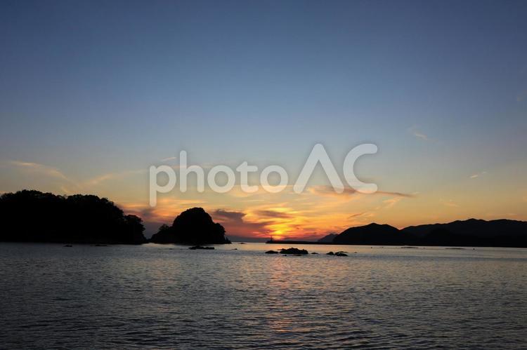 高知県宿毛市　夕方の咸陽島 咸陽島,夕日,夕方の写真素材