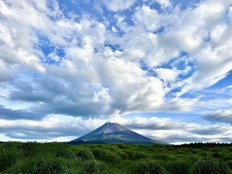富士山と雲 富士山と雲 富士山,雲,朝の写真素材