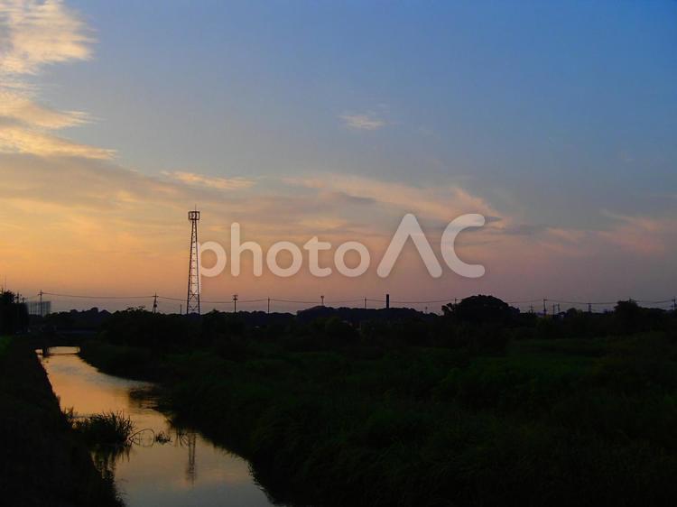 鉄塔がある風景 鉄塔,送電線,電線の写真素材