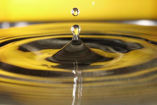 水滴 水滴,水,水柱の写真素材