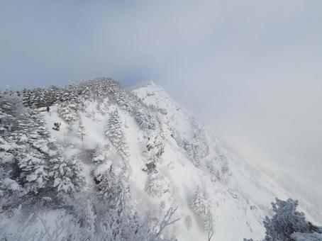 雪景色・冬の浅間山・黒斑山 雪景色・冬の浅間山・黒斑山 浅間山,黒斑山,雪の写真素材