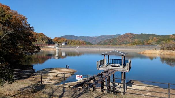 桜井市忍阪にある倉橋池 奈良,桜井市,倉橋の写真素材
