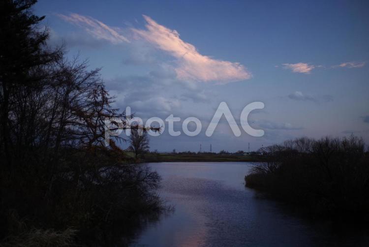 夕焼け風景 自然,風景,景色の写真素材