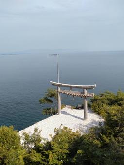 竹生島の鳥居 竹生島の鳥居の写真