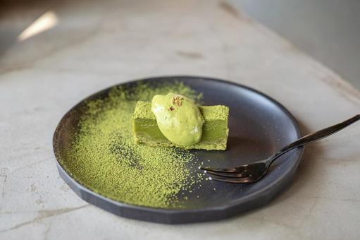 上品な抹茶テリーヌ 上品な抹茶テリーヌ 抹茶,テリーヌ,スイーツの写真素材