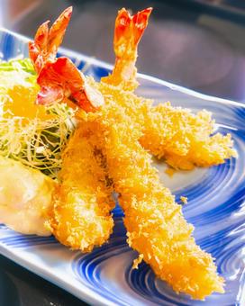 Photo, fried shrimp, set meal, western food, 