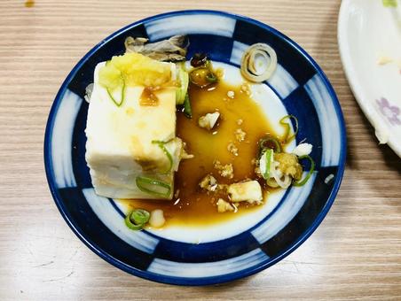 食べかけの冷奴 食べかけの冷奴の写真