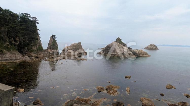 笹川流れ(新潟) 海,風景,奇岩の写真素材