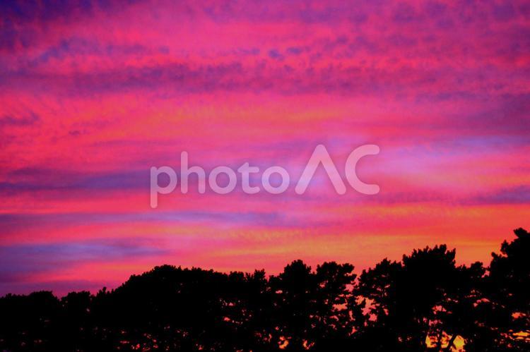 夕日　空　雲　風景　夕焼け 夕焼け,夕日,空の写真素材