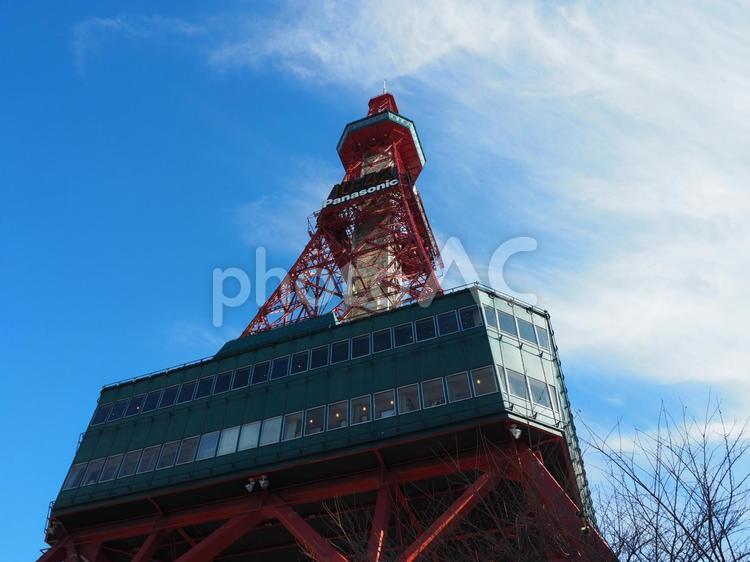 さっぽろテレビ塔　下から　冬 札幌,テレビ塔,さっぽろテレビ塔の写真素材