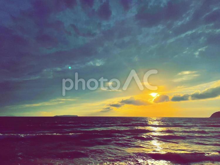もうすぐ今日が終わる 背景,素材,たそがれの写真素材