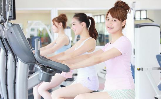 フィットネスイメージ フィットネスイメージ フィットネスジム,ジム,女性の写真素材