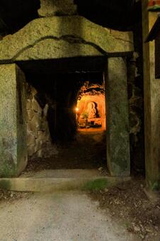 岡寺 岡寺,石窟,ならたびの写真素材