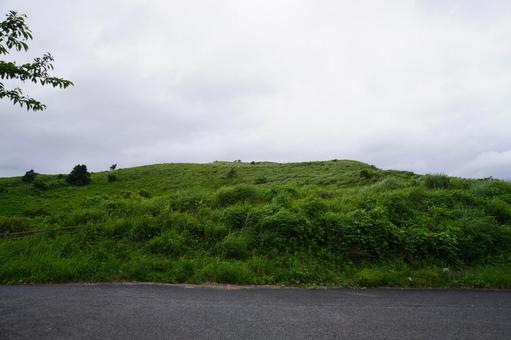 曇天の平尾台の風景 曇天の平尾台の風景の写真
