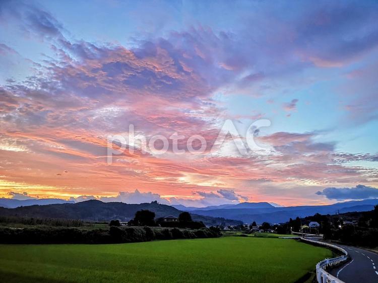 沼田の夕焼け② 夕焼け,絶景,夕陽の写真素材