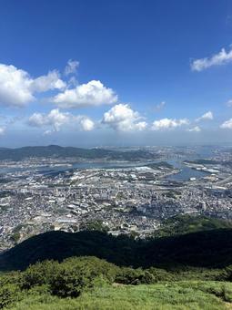 皿倉山から望む北九州の街並み 皿倉山から望む北九州の街並み 皿倉山,山頂,街並みの写真素材