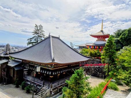 中山寺本堂 中山寺本堂の写真
