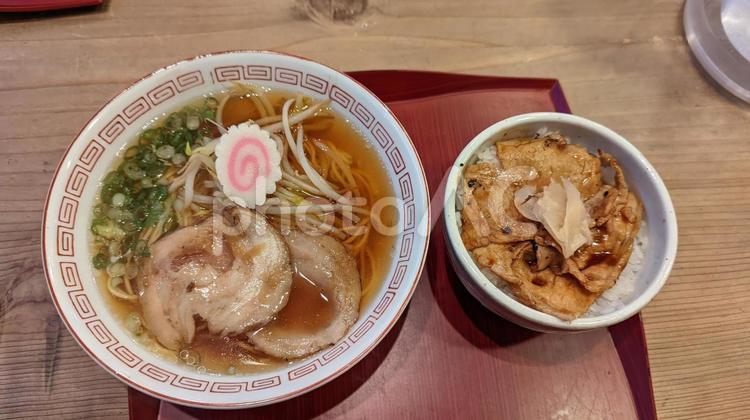 ご飯 ご飯,ラーメン,どんぶりの写真素材