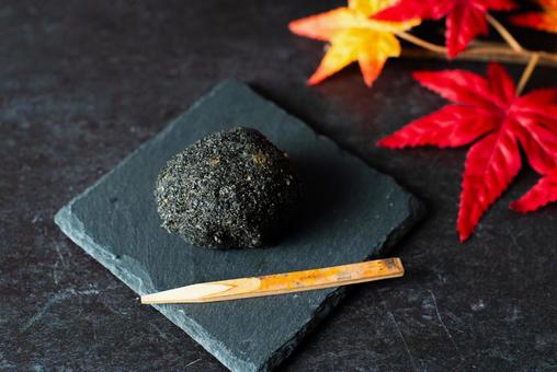 黒ごまのおはぎ 黒ごまのおはぎの写真