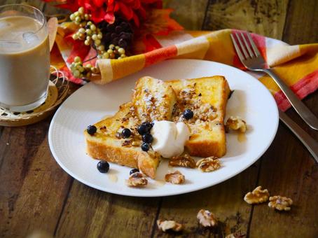 クルミのフレンチトースト.2 クルミのフレンチトースト.2の写真