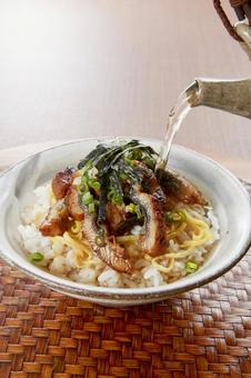 ひつまぶし ひつまぶし,出汁,注ぐの写真素材