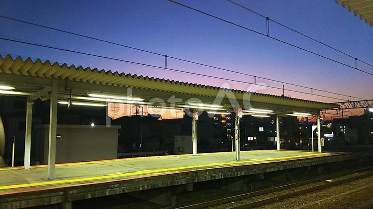 駅のホーム えき,ホーム,駅の写真素材