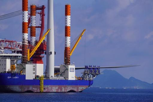クレーン船 工事,風力発電機,エコの写真素材