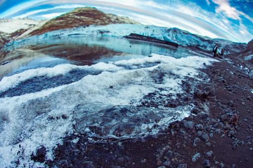 スカフタフェットル氷河と浜辺の氷 スカフタフェットル氷河と浜辺の氷 氷,透明な氷,浜辺の写真素材