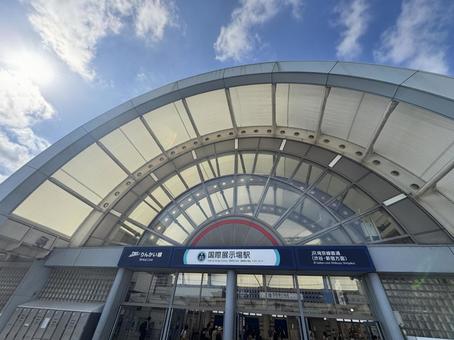 駅前 駅前の写真