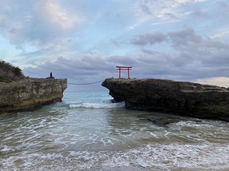 海と鳥居 海と鳥居 海,鳥居,白浜神社の写真素材